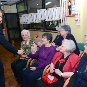 Kristina Ikić Baniček, gradonačelnica Siska, povodom Dana žene posjetila Dom za starije i nemoćne