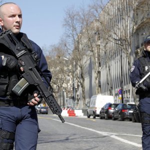 Napad na policijsku ophodnju u Parizu