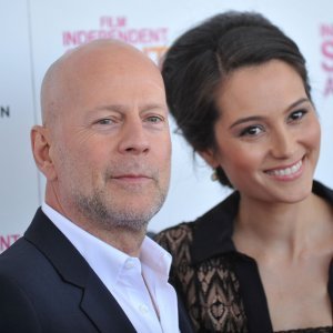 Bruce Willis i Emma Hering