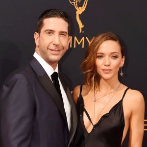 David Schwimmer i Zoe Buckman