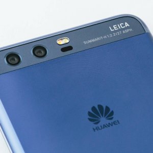 Huawei P11