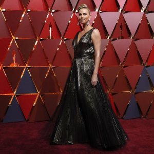 Charlize Theron (2)