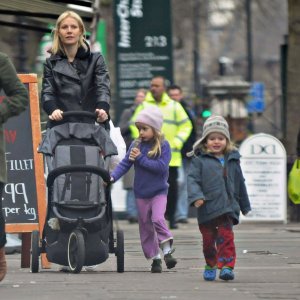 Gwyneth Paltrow s Apple i Mosesom