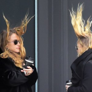 Mary Kate Olsen Ashley Olsen