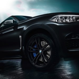 BMW X5 M i X6 M Black Fire