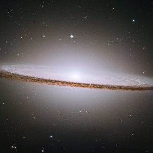 Hubbleov prekrasni mozaik galaksije Sombrero