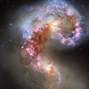 Novi pogled na galaksije Antene