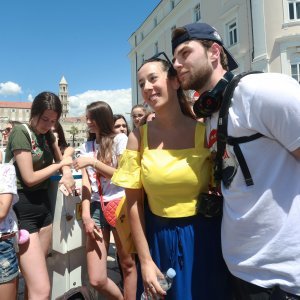 Nathaniel Buzolić u splitskom druženju s obožavateljicama