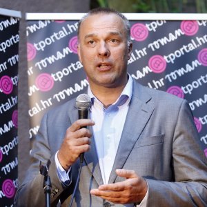 Davor Tomašković, Hrvatski Telekom