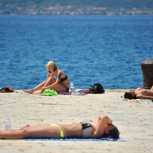 Zadrani i njihovi gosti pokušavaju se rashladiti