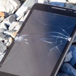 Smartfon je oštećen