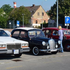 Slavonski Brod: Izložba oldtimera