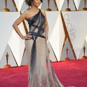 Granične: Halle Berry - Atelier Versace Couture