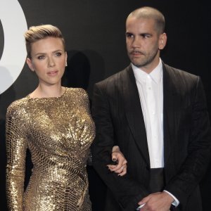 Scarlett Johansson i Romain Dauriac