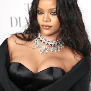 Rihanna na Dijamantnom balu u New Yorku