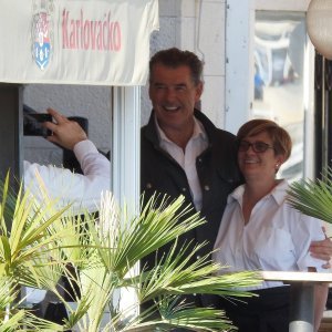 Pierce Brosnan sa suprugom Keely Shaye Smith na Visu