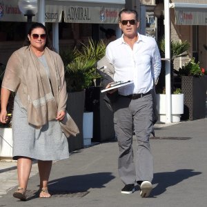 Pierce Brosnan sa suprugom Keely Shaye Smith na Visu