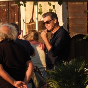 Pierce Brosnan na večeri sa suprugom