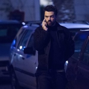 Britanski glumac Dominic Cooper u šetnji Visom