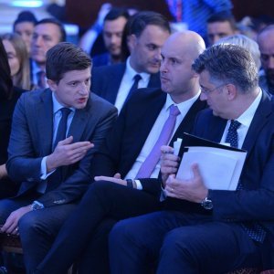 Ministar financija Zdravko Marić, ministar poljoprivrede Tomislav Tolušić, premijer RH Andrej Plenković