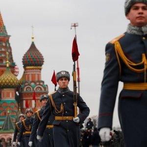 Parada Crvene armije i komunističke partije u Moskvi