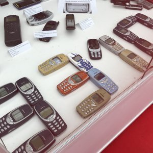 Vidjeli smo impresivnu kolekciju prastarih mobilnih telefona
