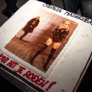 Torta iznenađenja