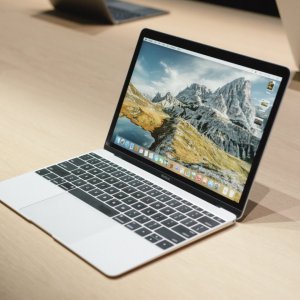Apple MacBook 12'' (2017.)