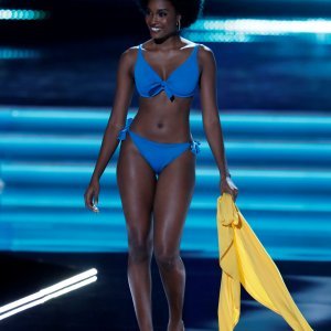 Miss Jamajke Davina Bennett u kupaćem kostimu