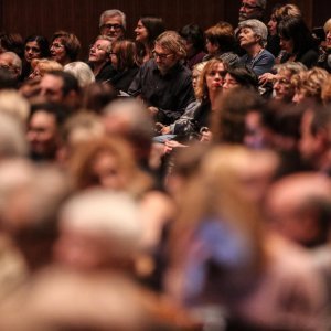 Koncert Zagrebačke filharmonije uz dirigenta Pavla Dešpalja i Ivu Pogorelića na klaviru