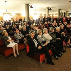Koncert Zagrebačke filharmonije uz dirigenta Pavla Dešpalja i Ivu Pogorelića na klaviru