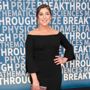 Mayim Bialik - 150-163