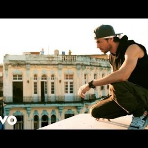 Enrique Iglesias - SUBEME LA RADIO (Official Video) ft. Descemer Bueno, Zion & Lennox