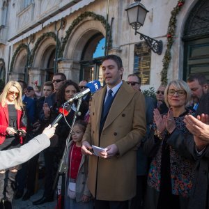 Tradicionalna kolenda ispred dubrovačke gradske vijećnice