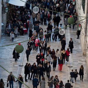 Tradicionalna kolenda ispred dubrovačke gradske vijećnice