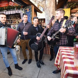 Blagdanski ugođaj na zadarskom Poluotoku