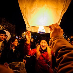 Blagdansko ozračje na šibenskim ulicama i na Adventskom sajmu