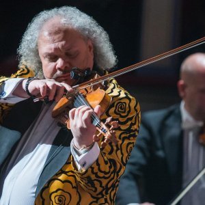 Violinist Roby Lakatos