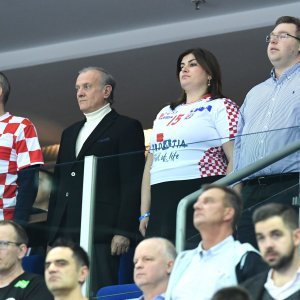 Ministrica Gabrijela Žalac u društvu ministara Damira Krstičevića, Dražena Bošnjakovića i Marka Pavića