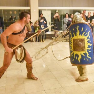 Zadar: Noć muzeja u Arheološkom muzeju obilježile borbe gladijatora