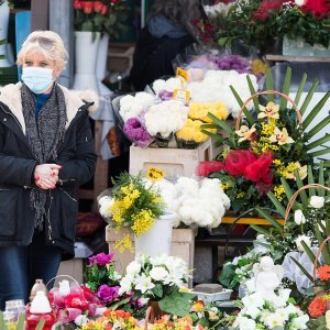 Nesnosni smrad s Karepovca širi se gradskim grobljem Lovrinac