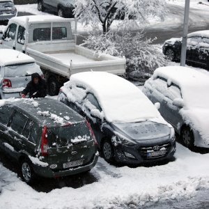 Zagrepčane jutros dočekao bijeli pokrivač