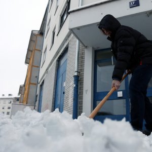 Zagrepčane jutros dočekao bijeli pokrivač