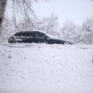 Zagrepčane jutros dočekao bijeli pokrivač