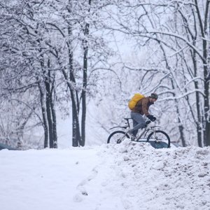 Zagrepčane jutros dočekao bijeli pokrivač