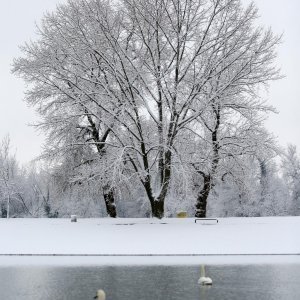 Zagrepčane jutros dočekao bijeli pokrivač