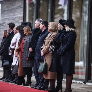 Visoki dužnosnici na Pantovčaku dočekali Vučića