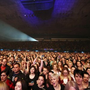 Koncert Plavog orkestra u prepunoj dvorani Doma sportova