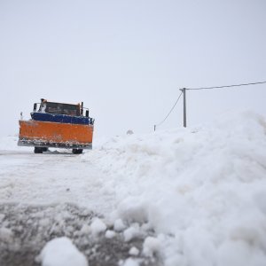 Snijeg u Lici i Gorskom kotaru