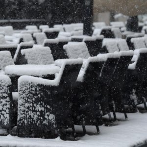 Zagreb: Snijeg otežao odvijanje gradskog prijevoza a i hodanje pješacima